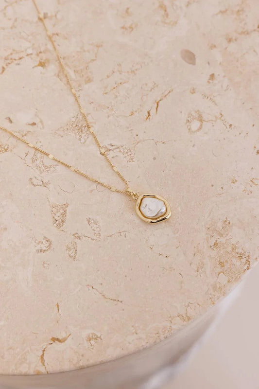 18k Gold Plated Unique Pearl Necklace Gold