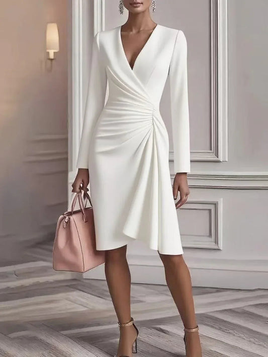 Solid color long-sleeved V-neck pleated dress